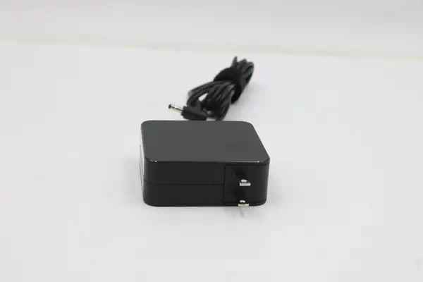 Lenovo 01FR146 adaptateur de puissance & onduleur Intérieure 65 W Noir - Chargeur et alimentation - visuel 4