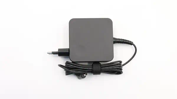 Lenovo 01FR159 adaptateur de puissance & onduleur Intérieure 20 W Noir - Chargeur et alimentation - visuel 1