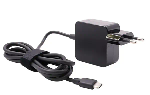 CoreParts MSPT2125 adaptateur de puissance & onduleur Intérieure 15,7 W Noir - Chargeur et alimentation - visuel 1