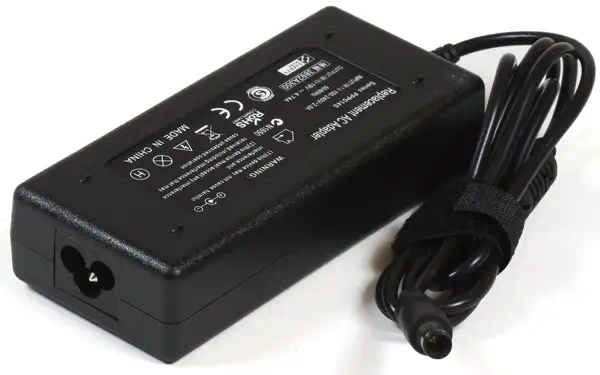 CoreParts MUXMBA-00019 adaptateur de puissance & onduleur Intérieure 65 W Noir - Chargeur et alimentation - visuel 1