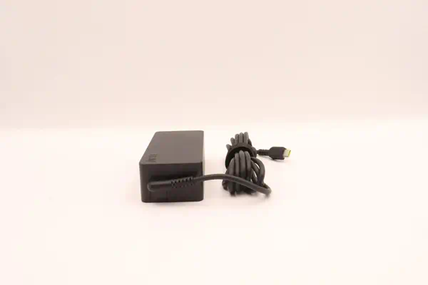 Lenovo 5A10W86254 adaptateur de puissance & onduleur Intérieure 65 W Noir - Chargeur et alimentation - visuel 3