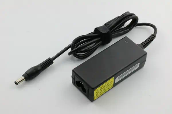 CoreParts MBA1226 adaptateur de puissance & onduleur Intérieure 36 W Noir - Chargeur et alimentation - visuel 1