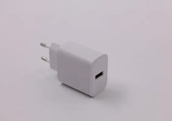 CoreParts MBXAP-AC0007 chargeur d'appareils mobiles Blanc - Chargeur et alimentation - visuel 1