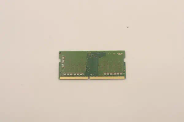Lenovo 5M30V06969 module de mémoire 8 Go 1 x 8 Go DDR4 260-pin SO-DIMM - Mémoire - visuel 1