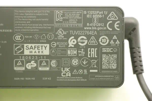 Lenovo 5A10W86302 adaptateur de puissance & onduleur Intérieure 65 W Noir - Chargeur et alimentation - visuel 5