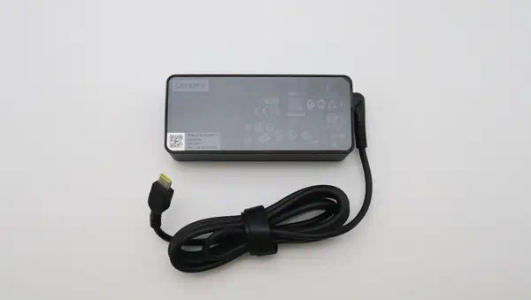 Lenovo 5A11E21011 adaptateur de puissance & onduleur Intérieure 45 W Noir - Chargeur et alimentation - visuel 1