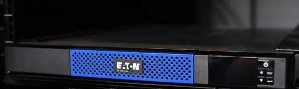 Eaton 5P1550GR-L alimentation d'énergie non interruptible 1,55 kVA 1100 W 6 sortie(s) CA - Onduleur - visuel 7