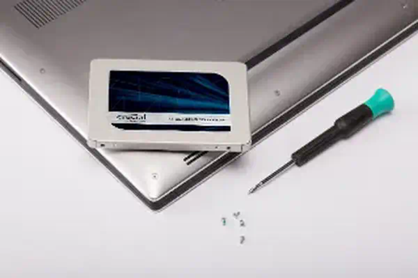 Crucial MX500 250 Go 2.5" Série ATA III - Disque dur SSD - visuel 2