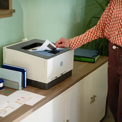 Imprimante Laser HP 8D7L0A revendeur officiel - Couleur et vitesse professionnelles
