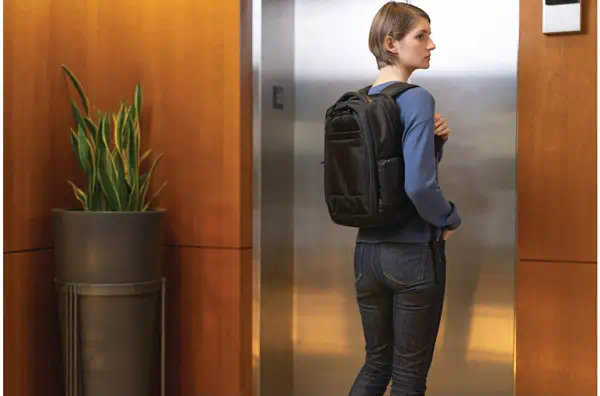 Kensington Sac à dos Contour™ 2.0 Executive pour ordinateur - Accessoire - visuel 7