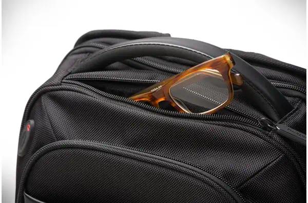 Kensington Sac à dos Contour™ 2.0 Executive pour ordinateur - Accessoire - visuel 10
