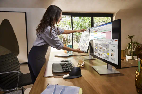 Ecran Ordinateur HP 8K135E9 offre - Technologie Thunderbolt™ 4