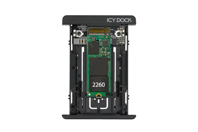 Icy Dock MB705M2P-B Boîtier de disques de stockage Enceinte ssd Noir M.2 - Adaptateur stockage - visuel 6
