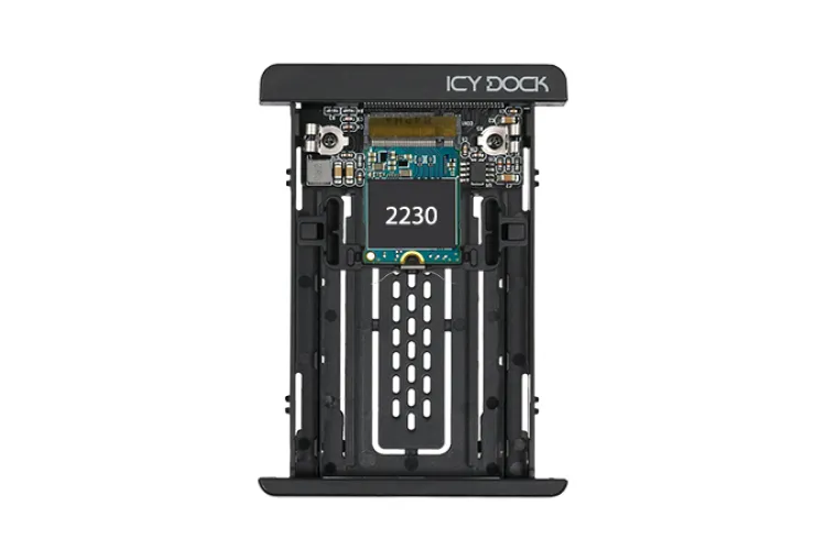 Icy Dock MB705M2P-B Boîtier de disques de stockage Enceinte ssd Noir M.2 - Adaptateur stockage - visuel 8