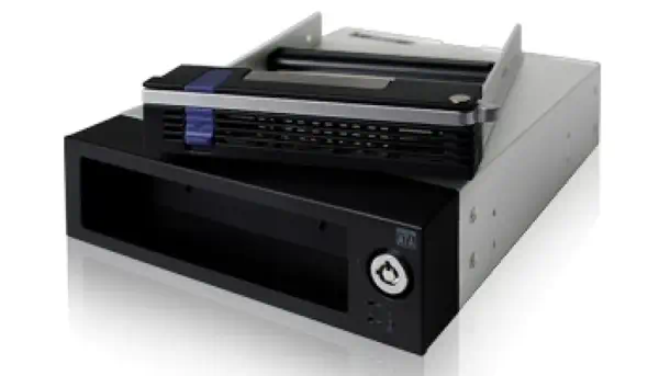 Icy Dock 3.5" SATA Enclosure Noir - Accessoire Stockage - visuel 3