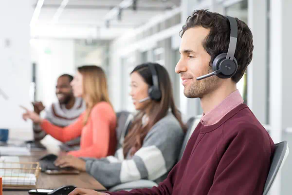 Logitech Zone Wireless UC Logitech - visuel 1 - hello RSE - Connexion multi-dispositifs