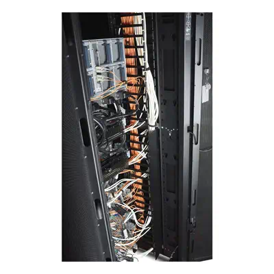 NetShelter - Cache gestionnaire de câbles vertical - Rack NetShelter SX - Qté 2 - APC - Rack et Armoire - visuel 4