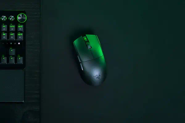 Razer Viper V4 Pro souris Gaming Droitier RF Wireless + USB Type-C Optique 50000 DPI - Souris - visuel 6