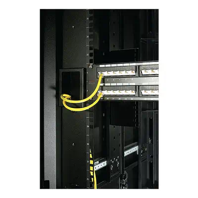 NetShelter - Ouvertures à brosse pour rails de montage - NetShelter SX - AR3x5x - APC - Rack et Armoire - visuel 5