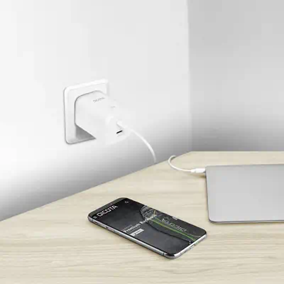 DICOTA D32186 chargeur d'appareils mobiles Ordinateur portable, Smartphone, Tablette Blanc Secteur C - Dicota - Sacoche & Housse - visuel 9