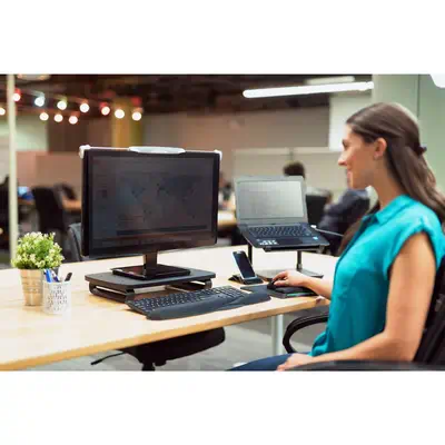 Support SmartFit Plus pour écrans jusqu’à 24" (noir) Kensington - visuel 1 - hello RSE - Réduction de la fatigue oculaire et des tensions du cou