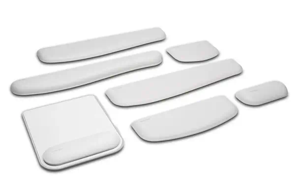 Tapis souris avec repose-poignets ErgoSoft™ pour souris standard Kensington - visuel 1 - hello RSE - Surface facile à nettoyer
