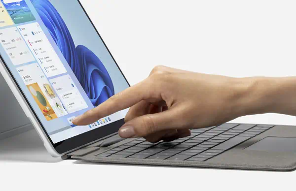 Microsoft Surface Pro 8 4G Intel® Core™ i5 LTE 256 Go 33 cm (13") 8 Go Wi-Fi 6 (802.11ax) Windows 10 - PC Portable - visuel 9