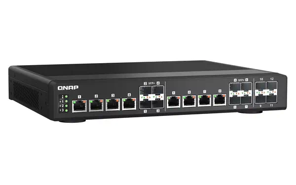 QNAP QSW-IM1200-8C 8 ports 10GbE SFP+/RJ45 combo 4 QNAP - visuel 1 - hello RSE - Déploiement flexible de ports combo et 10GbE / NBASE-T