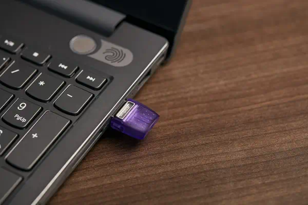 256 Go DataTraveler microDuo 3C 200 Mo/s dual USB-A + USB-C - Kingston - Adaptateur stockage - visuel 9