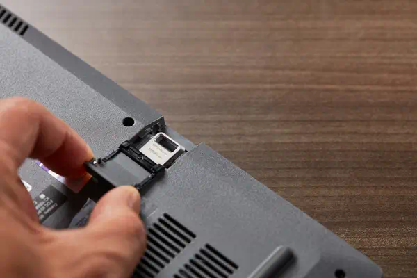 256 Go DataTraveler Micro 200 Mo/s Metal USB 3.2 Gen 1 - Kingston - Adaptateur stockage - visuel 8