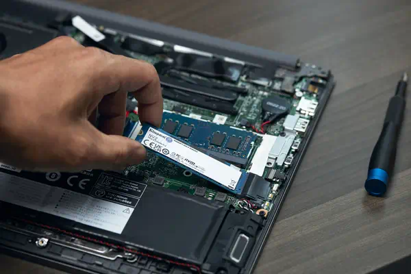 Kingston Technology 500G NV2 M.2 2280 PCIe 4.0 NVMe SSD - Disque dur SSD - visuel 8