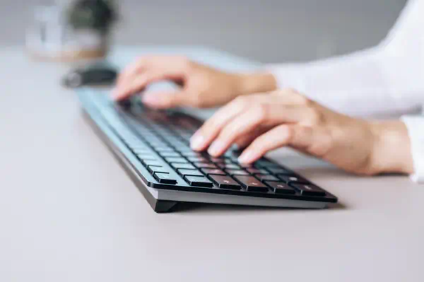 CHERRY KW 9100 SLIM clavier Universel RF sans fil + Bluetooth AZERTY Français Noir - Clavier - visuel 7