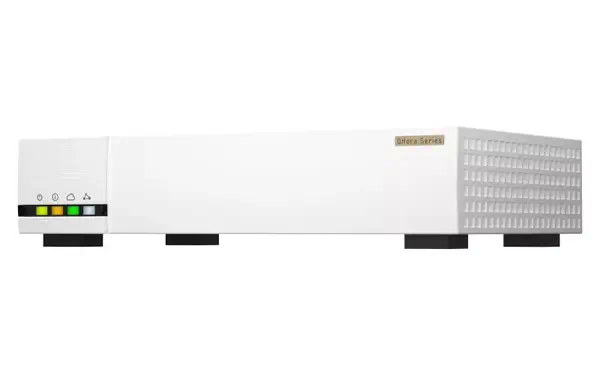 QNAP QHora-322 Routeur connecté 2.5 Gigabit Ethernet, 10 Gigabit Ethernet Blanc - Switchs et Hubs - visuel 2