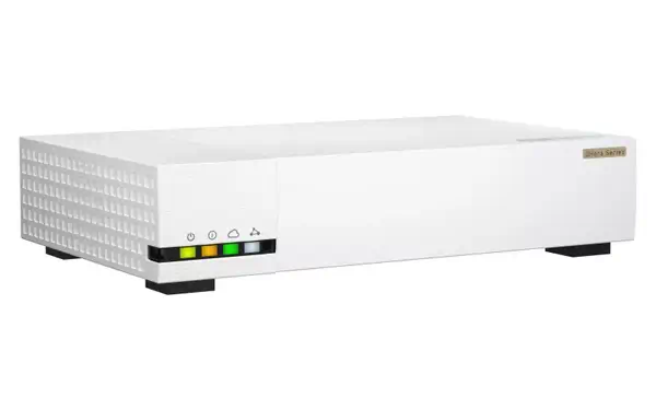 QNAP QHora-322 Routeur connecté 2.5 Gigabit Ethernet, 10 Gigabit Ethernet Blanc - Switchs et Hubs - visuel 5