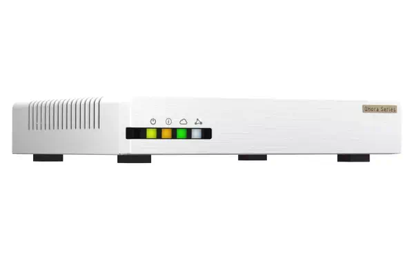 QNAP QHora-321 Routeur connecté 2.5 Gigabit Ethernet Blanc - Switchs et Hubs - visuel 3