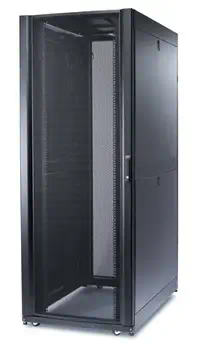 Rack et Armoire APC AR3357 comparaison