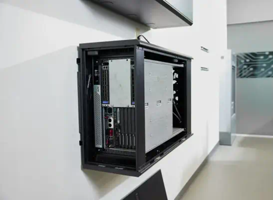 NetShelter WX - Coffret à montage mural - 6U verticaux - ventillateurs 230 V - APC - Rack et Armoire - visuel 3