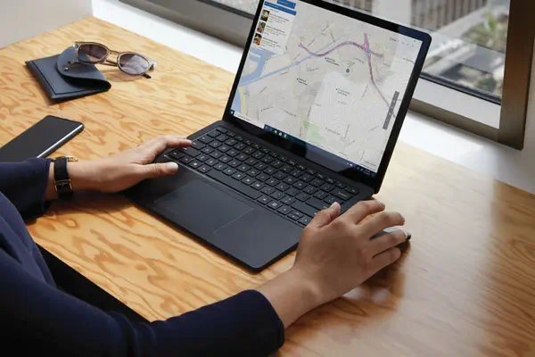 Microsoft Surface Laptop 3 Intel® Core™ i5 i5-1035G7 Ordinateur portable 34,3 cm (13.5") Écran tacti - PC Portable - visuel 9