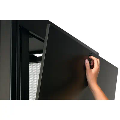 APC NetShelter SX 42U 750mm Wide x 1070mm APC - visuel 1 - hello RSE - EIA-310 19po universel avec garantie de compatibilité de montage en rack