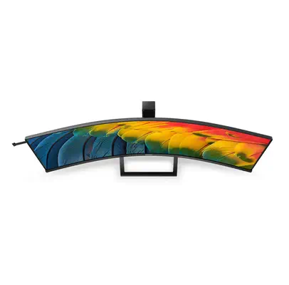Philips 6000 series 45B1U6900C/00 LED display 113 cm Philips - visuel 1 - hello RSE - La connexion RJ-45 vers USB-C permet une connexion réseau facile et sécurisée