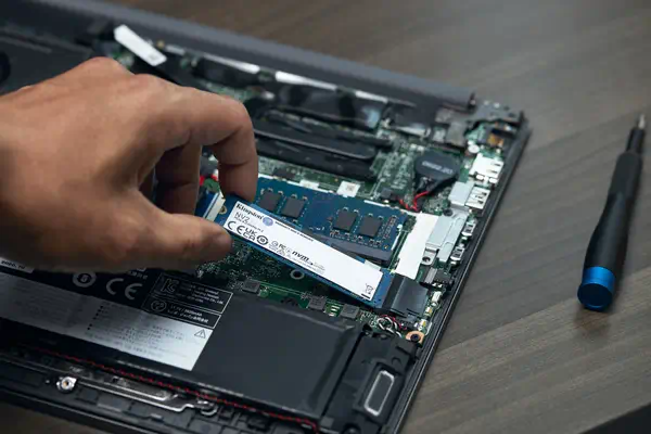 4000G NV2 M.2 2280 PCIe 4.0 NVMe SSD - Kingston - Disque dur SSD - visuel 8