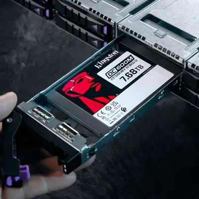 SSD SATA Enterprise DC600M (usage mixte) 2,5” de 7 680 Go - Kingston - Disque dur SSD - visuel 7