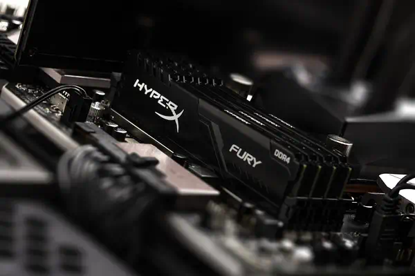 HyperX FURY HX430C15FB3K4/16 module de mémoire 16 Go 4 x 4 Go DDR4 3000 MHz - Mémoire - visuel 7