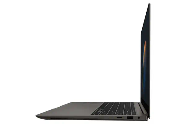 Samsung Galaxy Book NP960XFH-XA2FR - PC Portable Samsung - visuel 1 - hello RSE - Un magnifique écran qui accompagne vos créations
