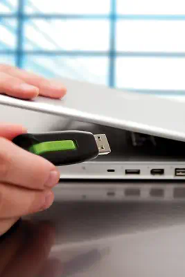 Verbatim V3 USB Drive 16GB  - Adaptateur stockage - visuel 4
