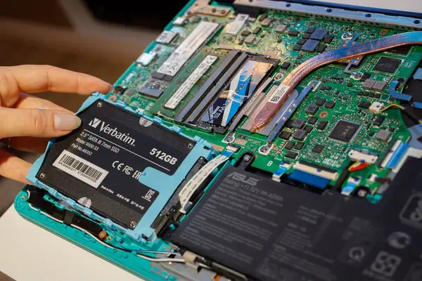 Verbatim Vi550 S3 SSD 512GB - Disque dur SSD - visuel 5