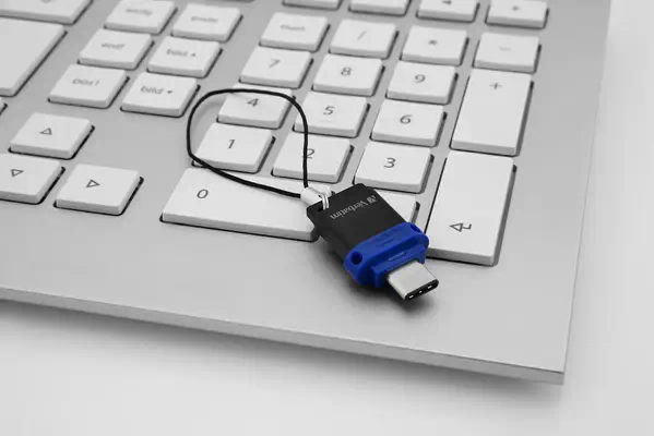 Clé USB à double connectique de type C/USB 3.0 64 Go - Verbatim - Adaptateur stockage - visuel 3