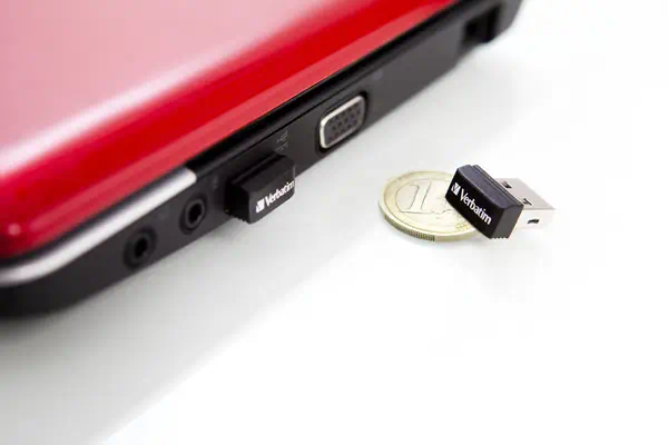 Verbatim Clé NANO USB Store 'n' Stay 16 Go - Adaptateur stockage - visuel 7