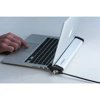 Station de sécurité 2.0 pour ordinateurs 11 à Kensington - visuel 1 - hello RSE - Contours de protection anti-rayures