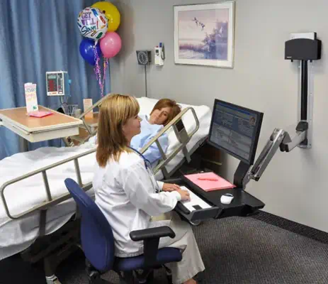 StyleView Sit-Stand Combo Arm with Worksurface - Ergotron - Support Fixe & Mobile - visuel 6